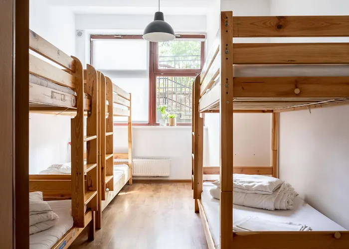 Target Hostel
