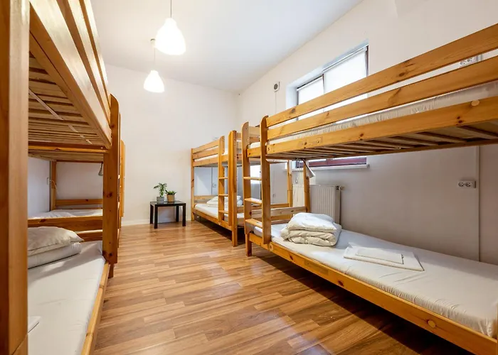 Target Hostel
